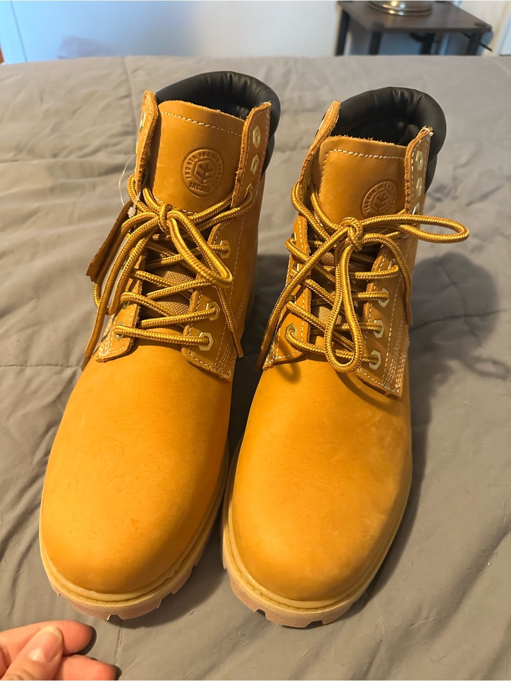 Men's Wheat Work Boots with Padded Collar